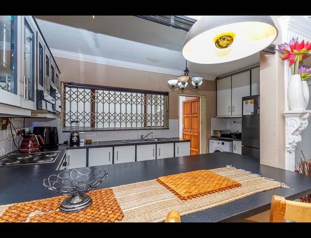 3 BEDROOM DUPLEX FOR SALE IN MARIANNHILL PARK